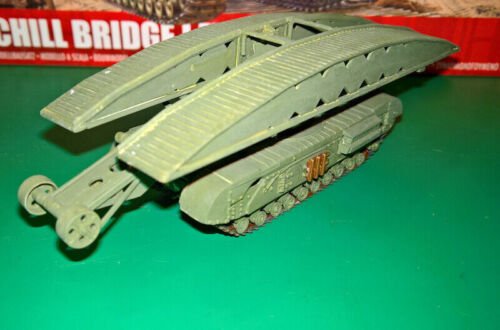 AIRFIX AX04301V 1/76 CHURCHILL BRIDGE LAYER (PLASTIC KIT) - Stranger - tings.co.uk