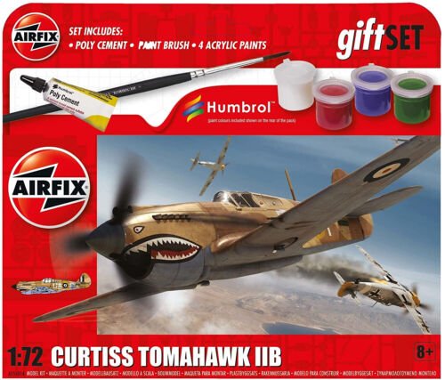 AIRFIX AX55101A 1/72 HANGING GIFT SET CURTISS TOMAHAWK IIB (PLASTIC KIT) - Stranger - tings.co.uk