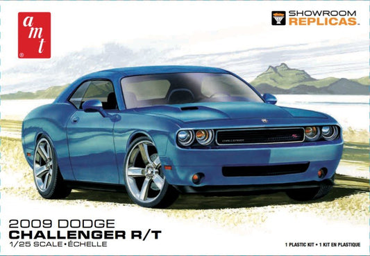 AMT 1:25 2009 Dodge Challenger R/T Kit - Stranger - tings.co.uk