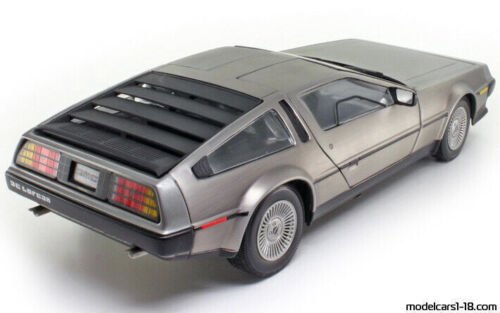 Back to the Future DeLorean DMC 12 Coupe 1/18 Scale Diecast SunStar H2701 - Stranger - tings.co.uk