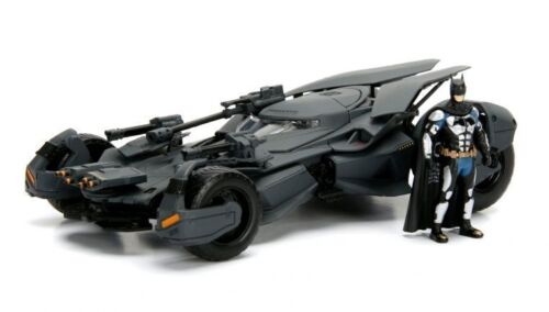 Batmobile Justice League w/Figure JAD 99232 Jada 1/24 - Stranger - tings.co.uk