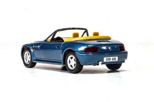 Corgi BMW Z3 James Bond Goldeneye 1/36 Scale Diecast car Vanguards CC04905 - Stranger - tings.co.uk