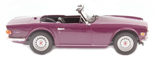 Corgi Triumph TR6 1969 Magenta 1/43 Scale Vanguards VA14701 - Stranger - tings.co.uk