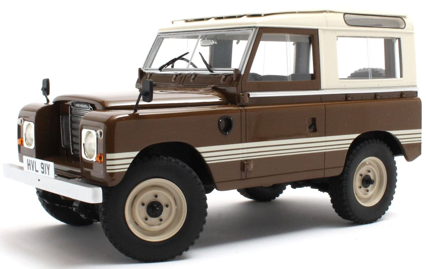 Cult Land Rover 88 Series III - Russet Brown County - 1978 - 100pcs Ltd Edition - Stranger - tings.co.uk