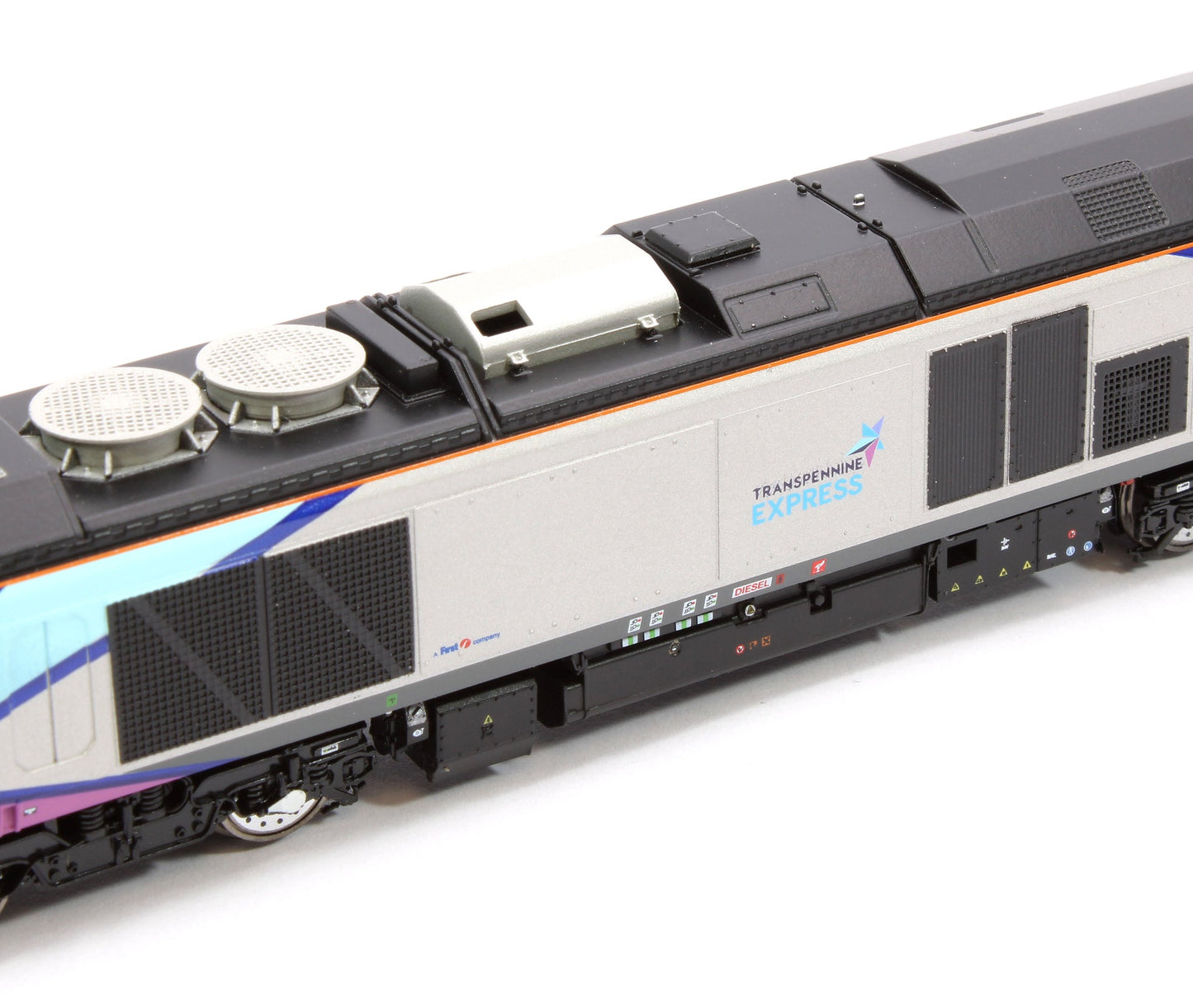 Dapol Class 68 027 'Splendid' Transpennine Express N Gauge - Stranger - tings.co.uk