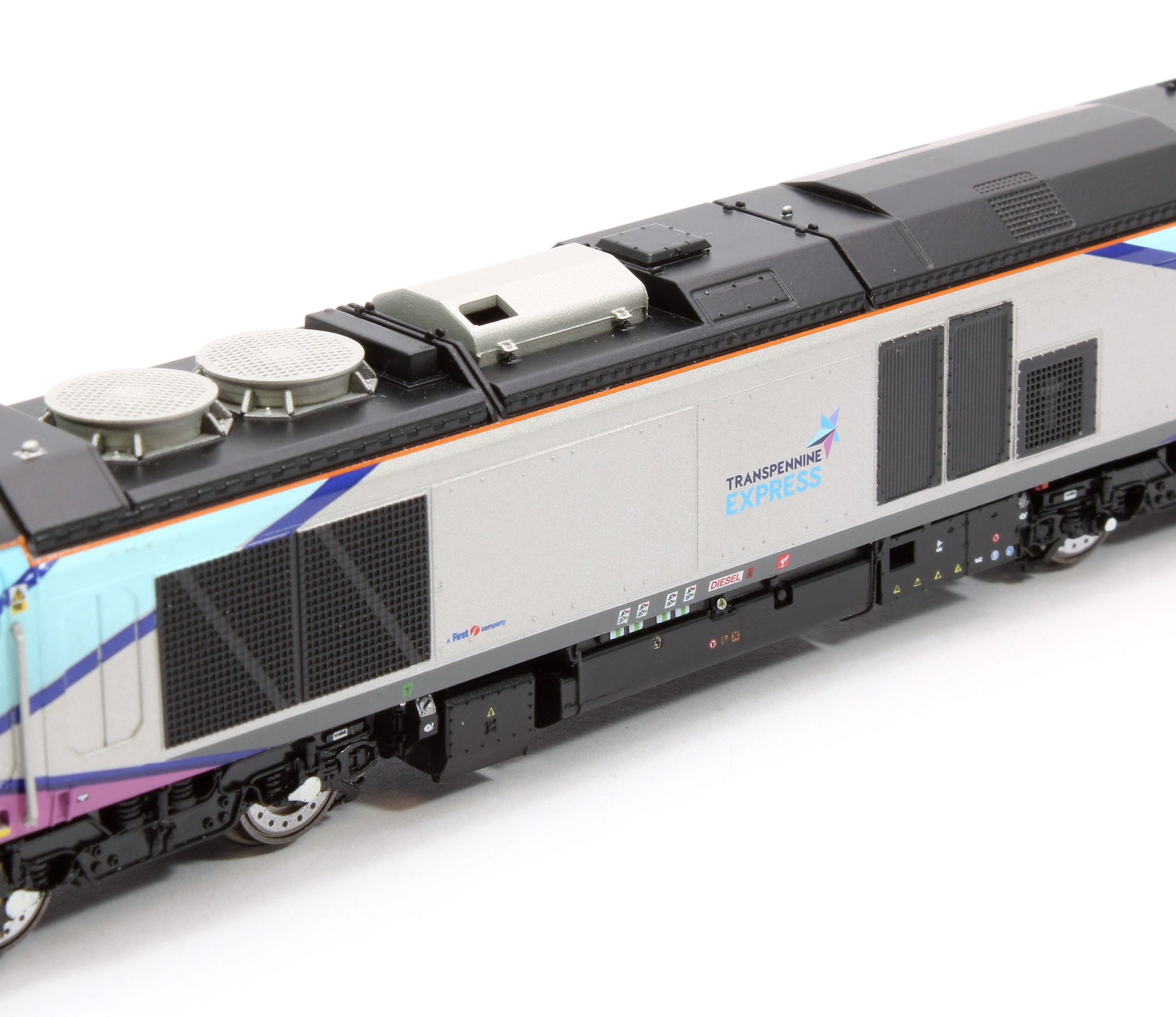 Dapol Class 68 031 'Felix' Transpennine Express N Gauge - Stranger - tings.co.uk