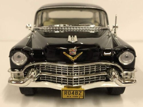 Greenlight 1955 Cadillac Model American Car The Godfather 1/24 Scale Diecast - Stranger - tings.co.uk