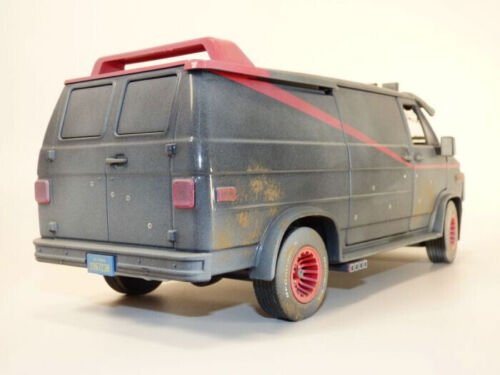 Greenlight A Team 1983 Tv Gmc Vandura Dirty 1/18 Scale Diecast Mr T'S Van 13567 - Stranger - tings.co.uk