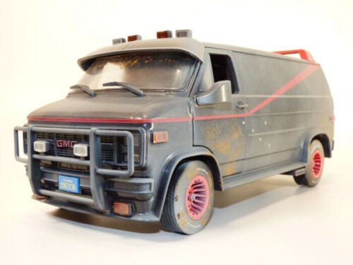 Greenlight A Team 1983 Tv Gmc Vandura Dirty 1/18 Scale Diecast Mr T'S Van 13567 - Stranger - tings.co.uk